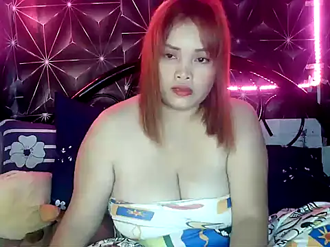 Snapshot of Hugeboobies69 chatting on 26, 6, 2026 Hugeboobies69 online show from 26, 6, 2026