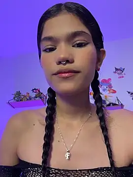 Snapshot of Emycarver09_ chatting on 24, 4, 2026 Emycarver09 online show from 24, 4, 2026