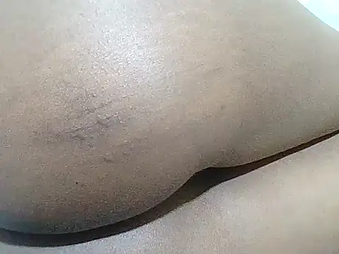 BOOBQUEEN25 online show from 5, 4, 2026