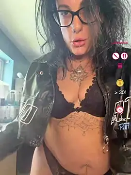 Snapshot of IvyBelleMilf chatting on 12, 6, 2026 IvyBelleMilf online show from 12, 6, 2026