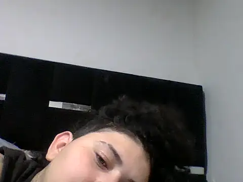 lunaa love online show from 29, 3, 2026