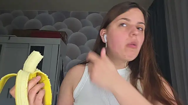 AnnaSpirit online show from 6, 4, 2026