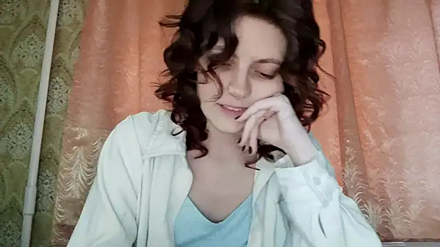 Snapshot of ShirleyNibbs chatting on 7, 4, 2026 ShirleyNibbs online show from 7, 4, 2026