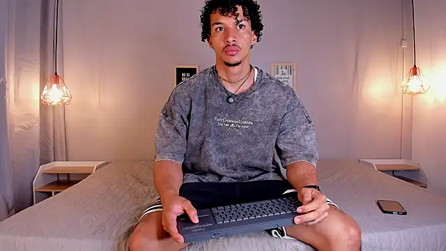 Snapshot of dominik_drake chatting on 21, 5, 2026 dominik drake online show from 21, 5, 2026