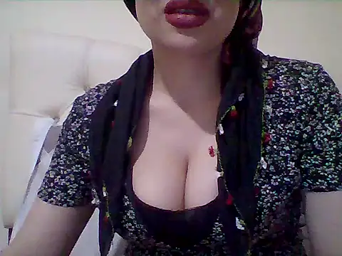 Snapshot of busex25 chatting on 11, 4, 2026 busex25 online show from 11, 4, 2026