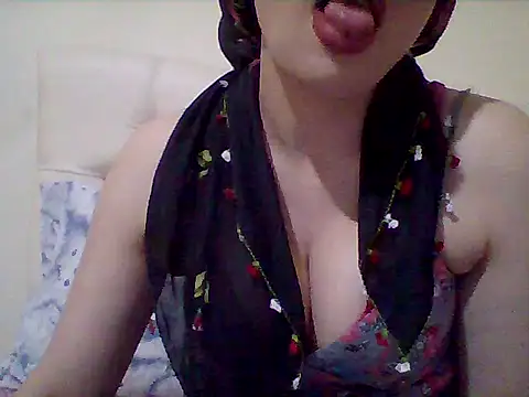 Snapshot of busex25 chatting on 16, 4, 2026 busex25 online show from 16, 4, 2026