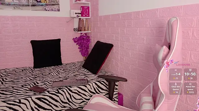 Sophi Sweet11 online show from 19, 5, 2026