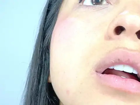 LeticiaVisconti online show from 31, 3, 2026