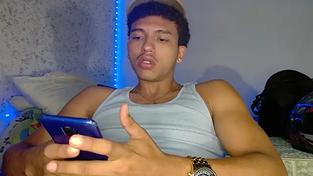 Snapshot of tonydesire_ chatting on 19, 4, 2026 tonydesire online show from 19, 4, 2026