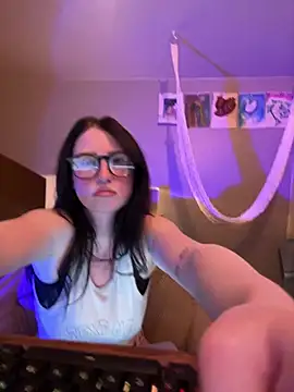 Snapshot of avaalanchee chatting on 28, 5, 2026 avaalanchee online show from 28, 5, 2026