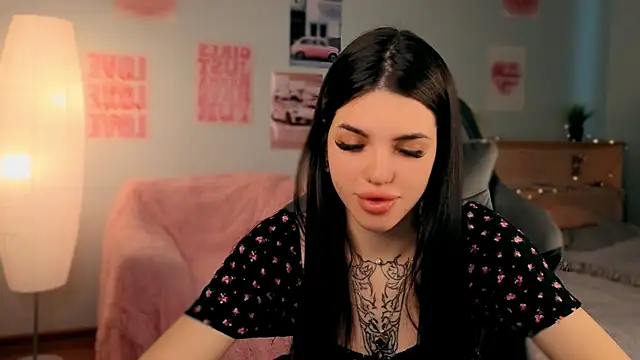 Snapshot of molly_rettyy chatting on 29, 4, 2026 molly rettyy online show from 29, 4, 2026