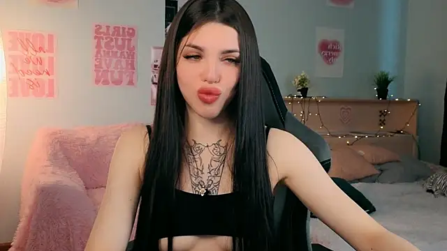 Snapshot of molly_rettyy chatting on 10, 5, 2026 molly rettyy online show from 10, 5, 2026
