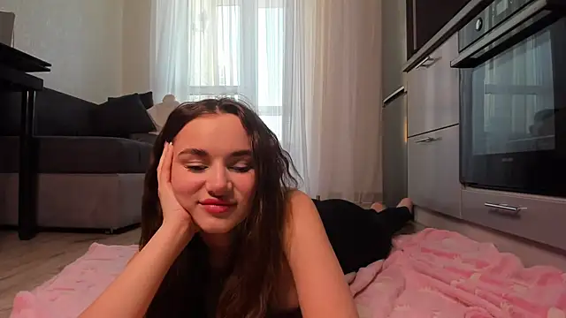 Snapshot of AlinaLuxxx chatting on 23, 5, 2026 AlinaLuxxx online show from 23, 5, 2026
