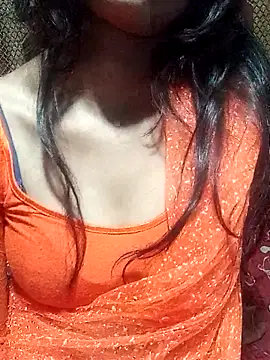 Snapshot of riyaa_sexyy chatting on 5, 5, 2026 riyaa sexyy online show from 5, 5, 2026