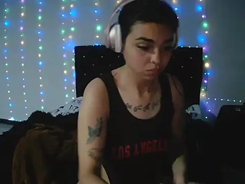 Luna Velvet7 online show from 18, 5, 2026