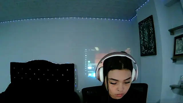 Luna Velvet7 online show from 21, 5, 2026