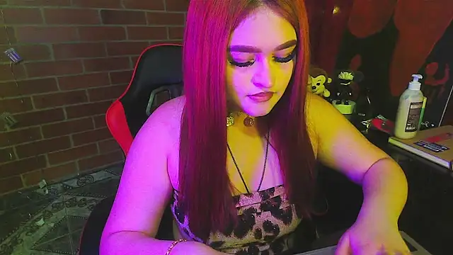 Snapshot of adisson2_ chatting on 2, 4, 2026 adisson2 online show from 2, 4, 2026