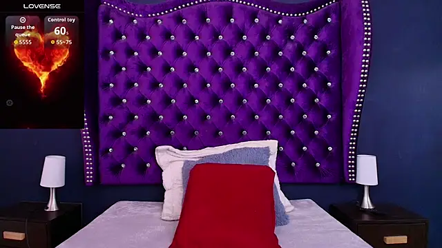 Snapshot of MistressNyx_ chatting on 8, 4, 2026 MistressNyx online show from 8, 4, 2026