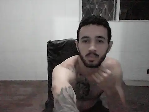 Snapshot of NoxxVx chatting on 2, 4, 2026 NoxxVx online show from 2, 4, 2026