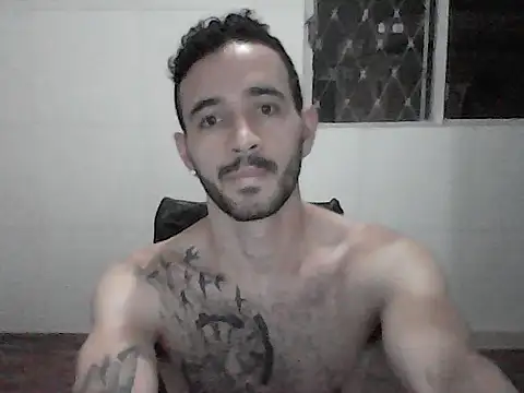 Snapshot of NoxxVx chatting on 13, 4, 2026 NoxxVx online show from 13, 4, 2026