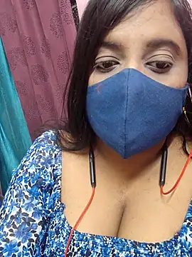 Snapshot of Tami-sonia chatting on 15, 4, 2026 Tami-sonia online show from 15, 4, 2026