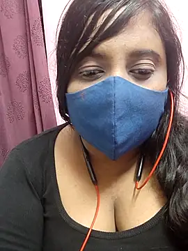 Snapshot of Tami-sonia chatting on 15, 4, 2026 Tami-sonia online show from 15, 4, 2026