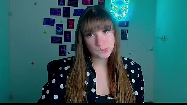 Snapshot of Tiffani_Angel chatting on 22, 4, 2026 Tiffani Angel online show from 22, 4, 2026