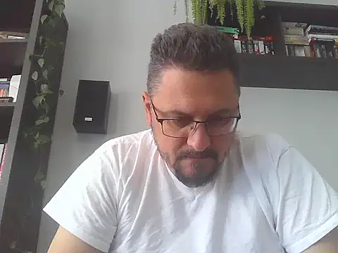 Snapshot of 19cmSlave chatting on 26, 5, 2026 19cmSlave online show from 26, 5, 2026