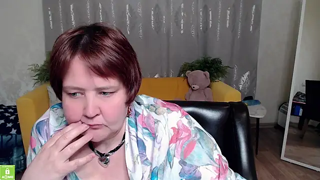 Snapshot of QUEEN02030 chatting on 10, 5, 2026 QUEEN02030 online show from 10, 5, 2026