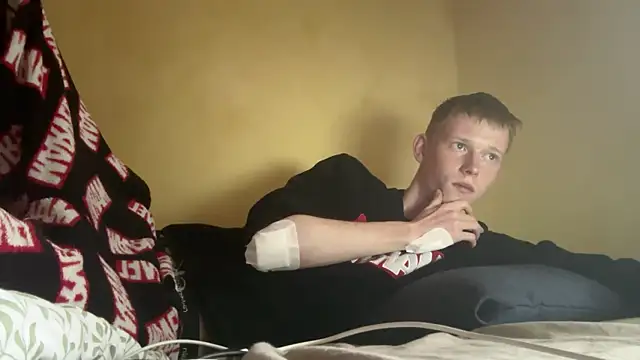 Snapshot of dreamy_devi1 chatting on 9, 4, 2026 dreamy devi1 online show from 9, 4, 2026