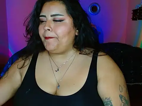 Snapshot of LunaAddittion chatting on 12, 6, 2026 LunaAddittion online show from 12, 6, 2026