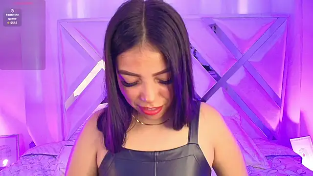 Snapshot of Ariana_castillo02 chatting on 21, 4, 2026 Ariana castillo02 online show from 21, 4, 2026