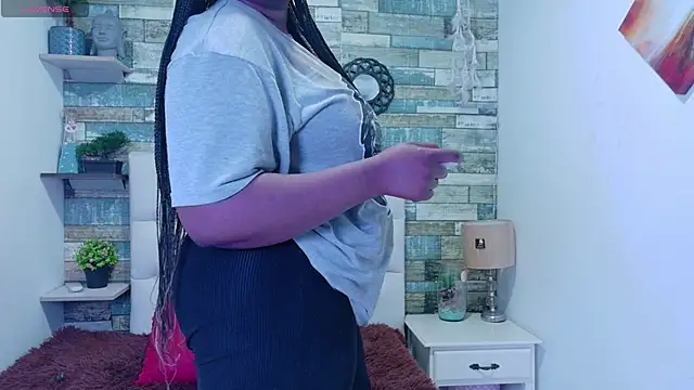 Snapshot of Skylernaomi chatting on 9, 5, 2026 Skylernaomi online show from 9, 5, 2026