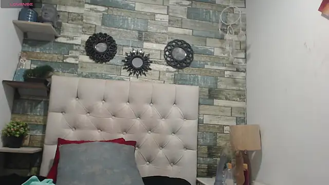 Snapshot of Skylernaomi chatting on 9, 6, 2026 Skylernaomi online show from 9, 6, 2026