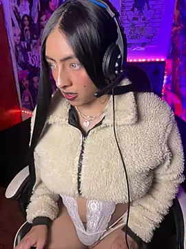 Snapshot of Sky__420 chatting on 7, 4, 2026 Sky 420 online show from 7, 4, 2026