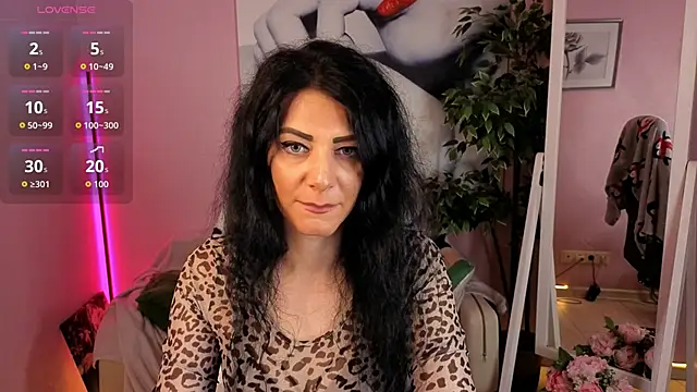 Ophyrix online show from 4, 4, 2026