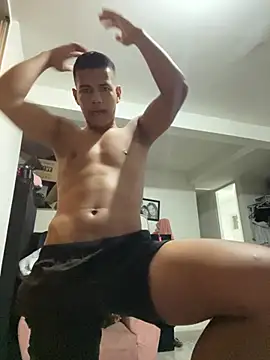 Snapshot of noahdark_ chatting on 3, 4, 2026 noahdark online show from 3, 4, 2026