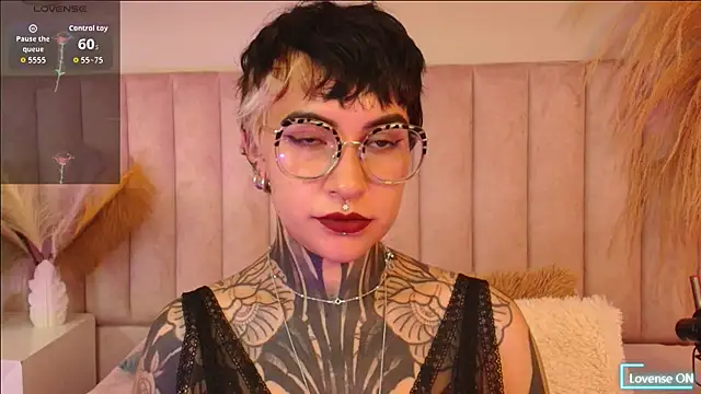 Luana fiore online show from 20, 4, 2026