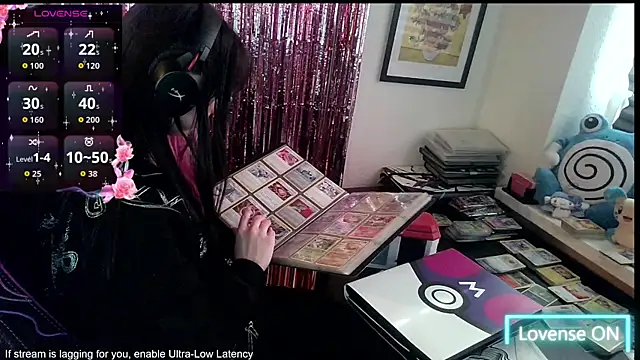 Snapshot of CutieTracer chatting on 6, 5, 2026 CutieTracer online show from 6, 5, 2026
