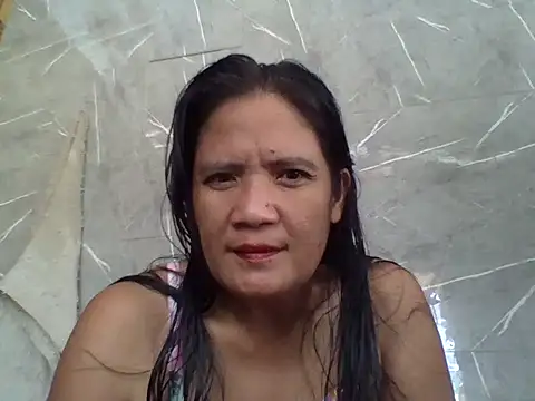 Snapshot of PinayZaira chatting on 14, 6, 2026 PinayZaira online show from 14, 6, 2026