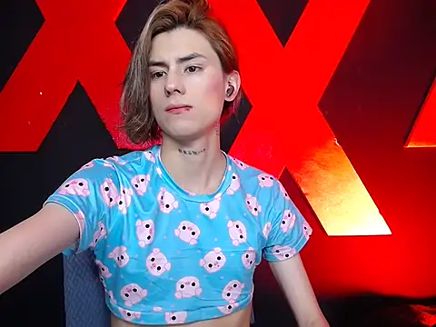 AlanFox1 online show from 8, 4, 2026