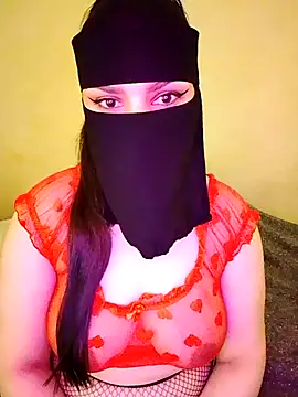 Snapshot of Queen_Lola chatting on 27, 4, 2026 Queen Lola online show from 27, 4, 2026