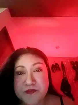 Snapshot of dominalisa chatting on 21, 4, 2026 dominalisa online show from 21, 4, 2026