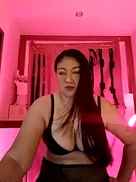 Snapshot of dominalisa chatting on 25, 4, 2026 dominalisa online show from 25, 4, 2026