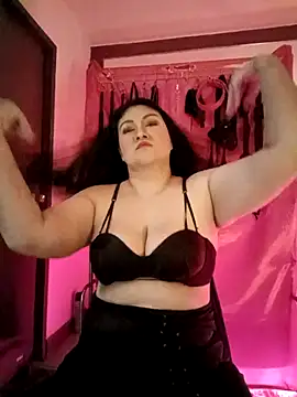 Snapshot of dominalisa chatting on 13, 5, 2026 dominalisa online show from 13, 5, 2026