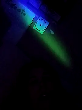 Snapshot of Aurora-Luz chatting on 7, 4, 2026 Aurora-Luz online show from 7, 4, 2026