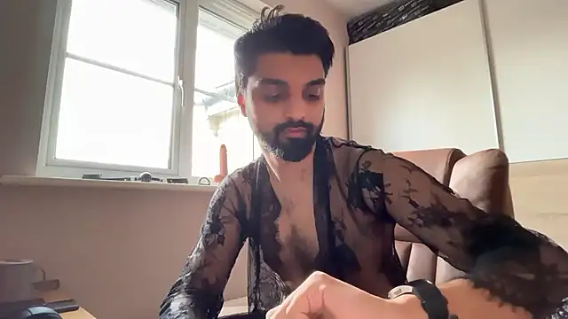 Snapshot of priyxh chatting on 1, 7, 2026 priyxh online show from 1, 7, 2026