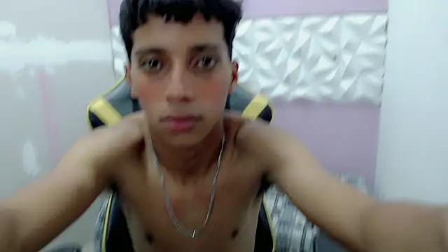 Snapshot of Yei_lee_ chatting on 2, 4, 2026 Yei lee online show from 2, 4, 2026