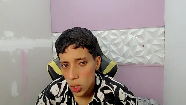 Snapshot of Yei_lee_ chatting on 3, 4, 2026 Yei lee online show from 3, 4, 2026