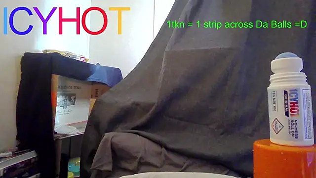 Snapshot of barebearstudio chatting on 22, 4, 2026 barebearstudio online show from 22, 4, 2026